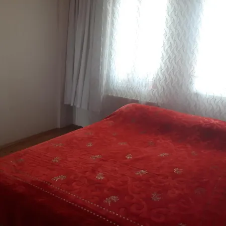 Daire Κουσάντασι
